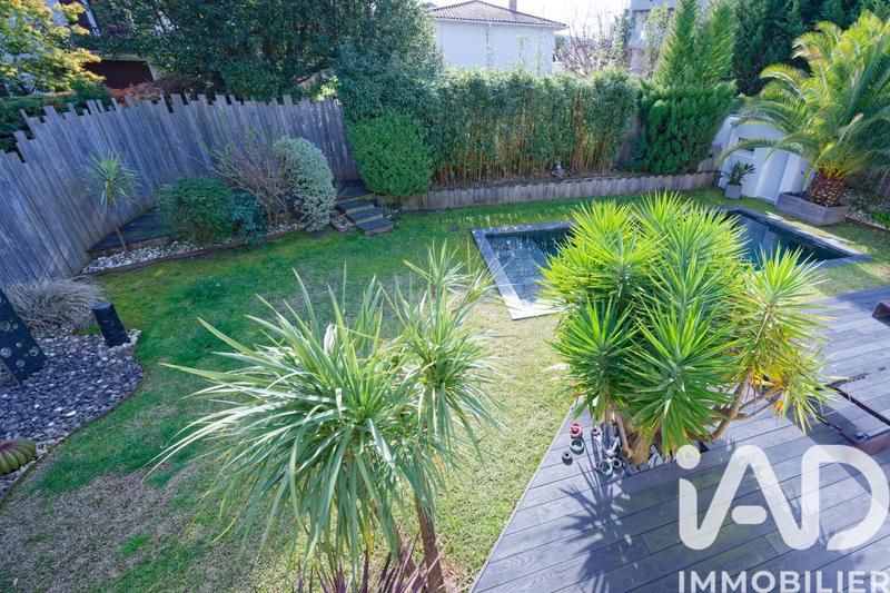 Maison - 163 m² - 5 pièces