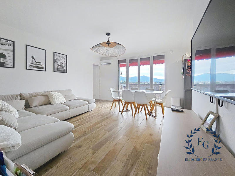 Appartement - 75 m² - 4 pièces