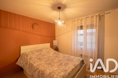 Maison - 141 m² - 8 pièces