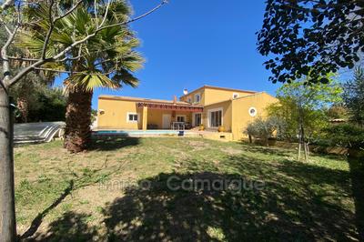 Villa - 220 m² - 6 pièces