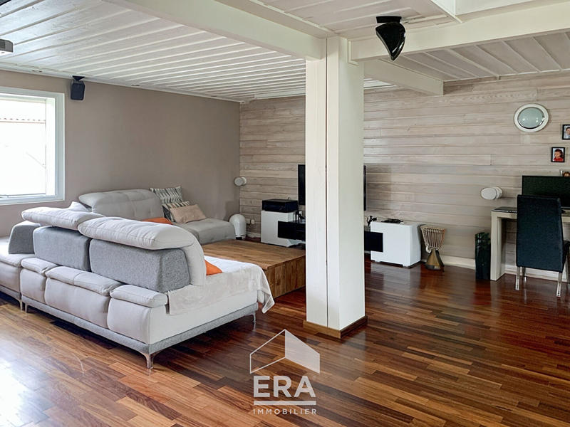 Maison - 191 m² - 5 pièces