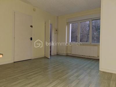 Immeuble - 150 m² - 7 pièces