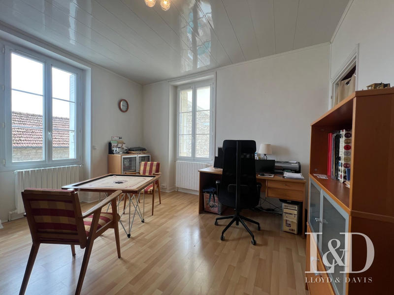 Maison - 155 m² - 7 pièces