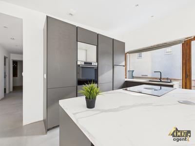 Maison - 158 m² - 6 pièces