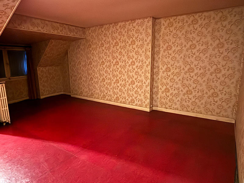 Maison - 213 m² - 7 pièces