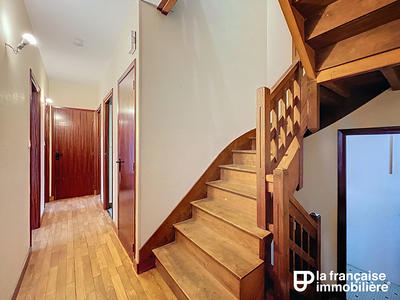 Maison - 92 m² - 5 pièces