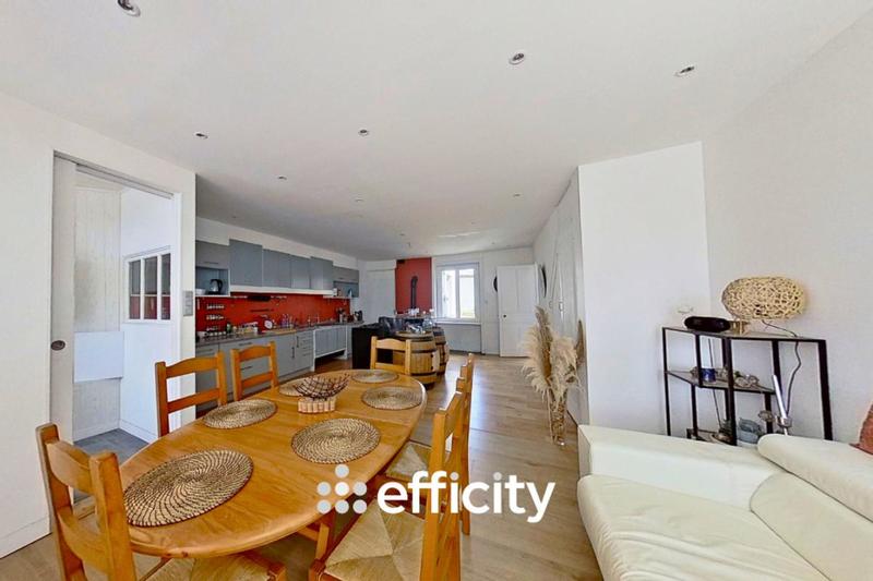 Maison - 151 m² - 5 pièces