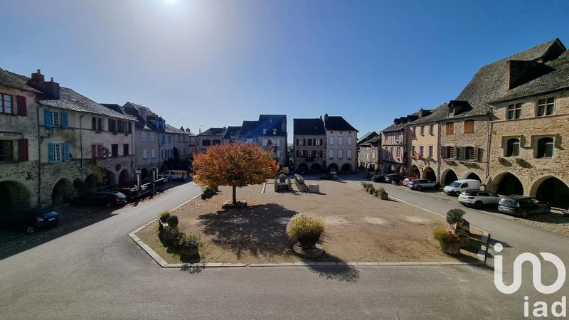 Maison de village - 250 m² - 8 pièces