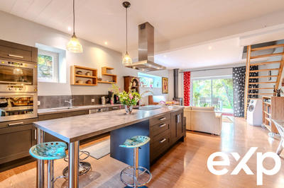 Maison - 139 m² - 5 pièces