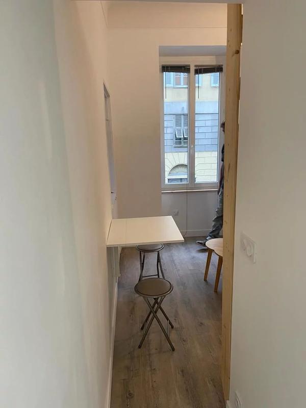 Studio - 15 m² - 1 pièce