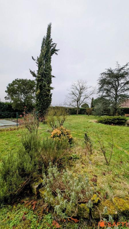 Maison - 218 m² - 9 pièces