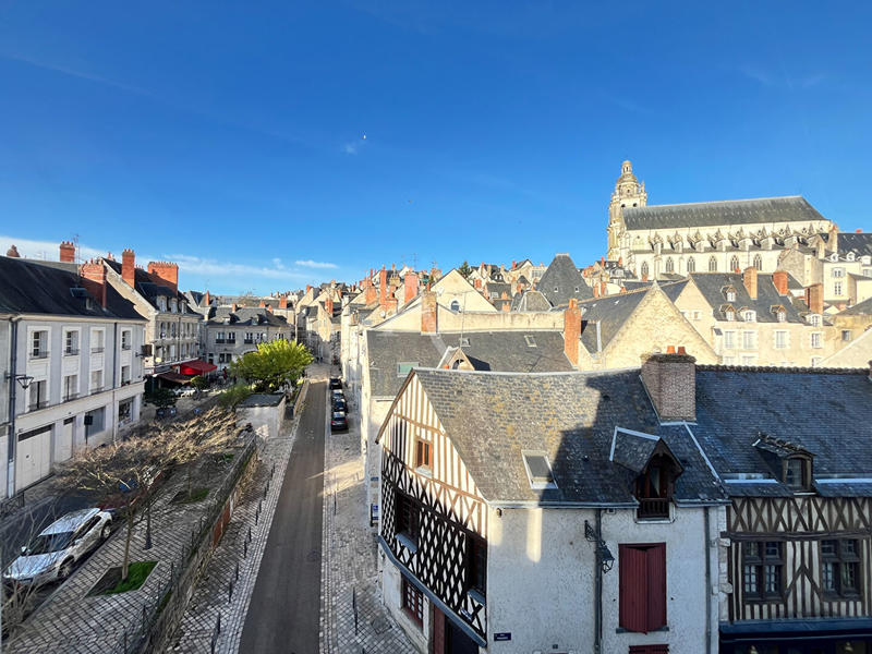 Appartement - 96 m² - 4 pièces