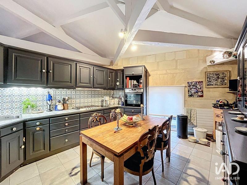 Maison - 320 m² - 9 pièces