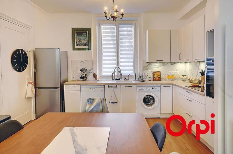 Appartement - 64 m² - 2 pièces