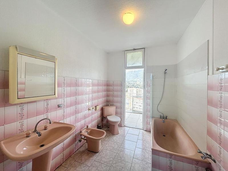 Appartement - 130 m² - 3 pièces