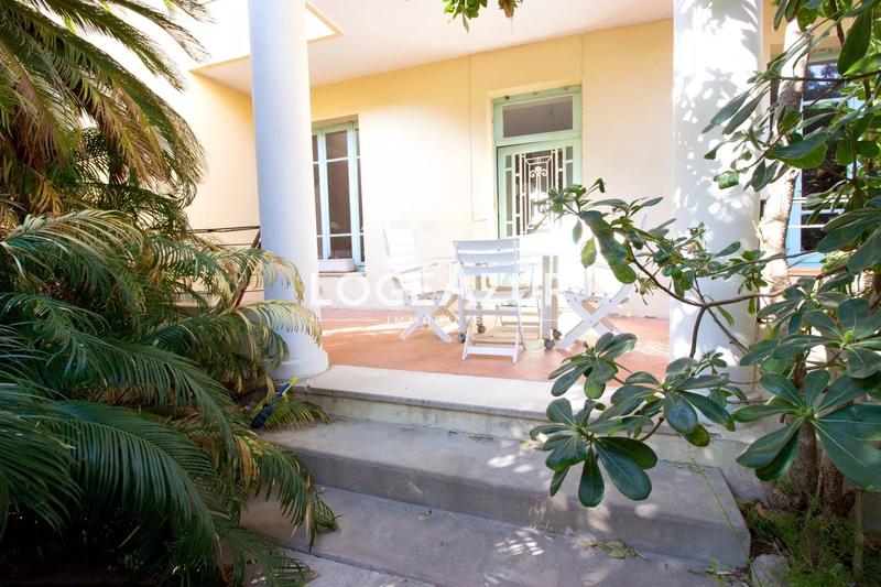 Appartement - 110 m² - 4 pièces