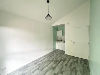 Studio - 20 m² - 1 pièce
