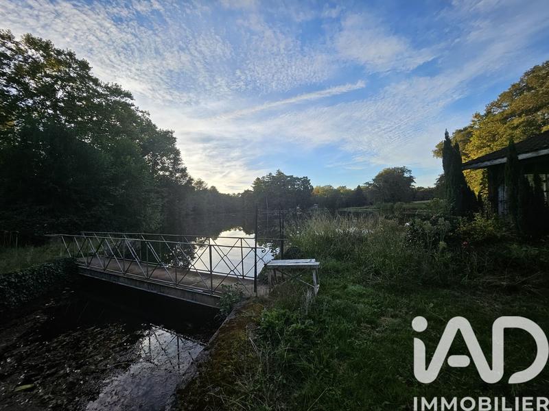 Maison - 217 m² - 8 pièces