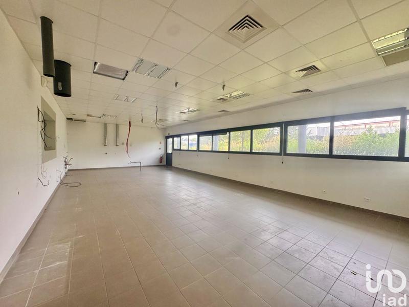 Local commercial - 941 m²