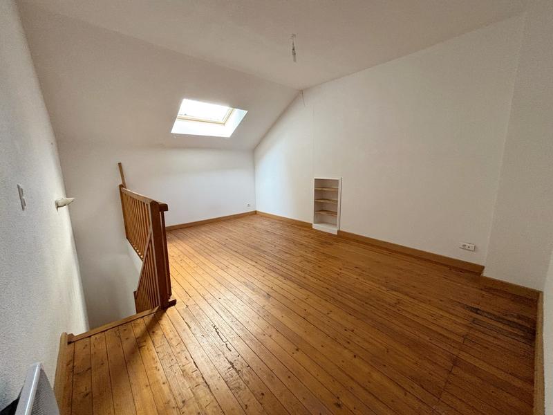 Maison - 98 m² - 4 pièces