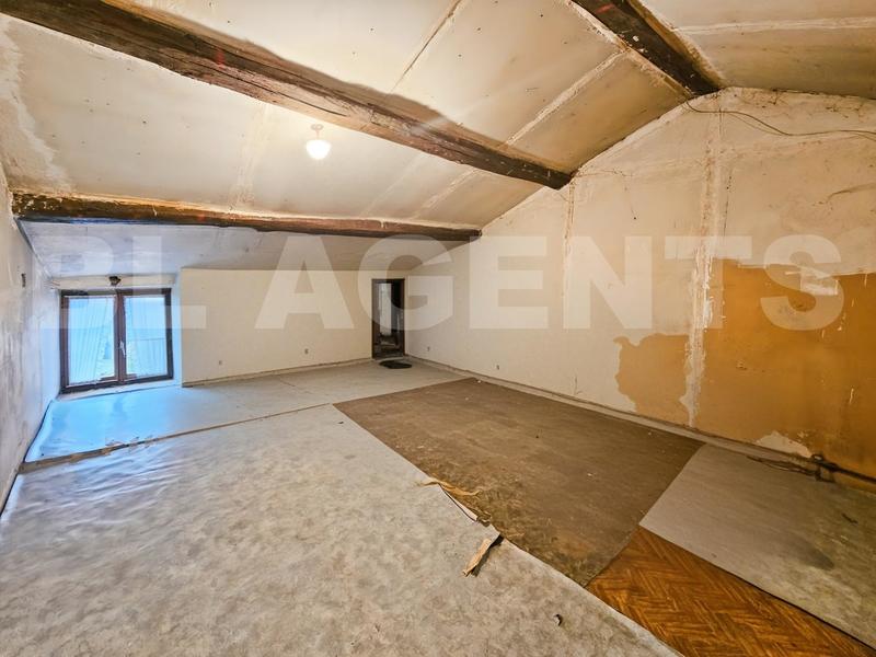 Maison - 92 m² - 5 pièces