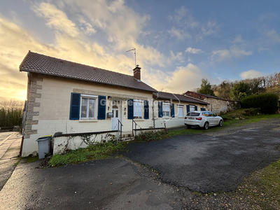 Maison - 140 m² - 5 pièces