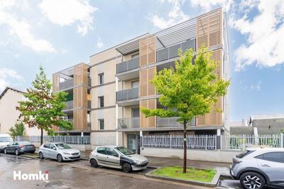 Appartement - 81 m² - 4 pièces