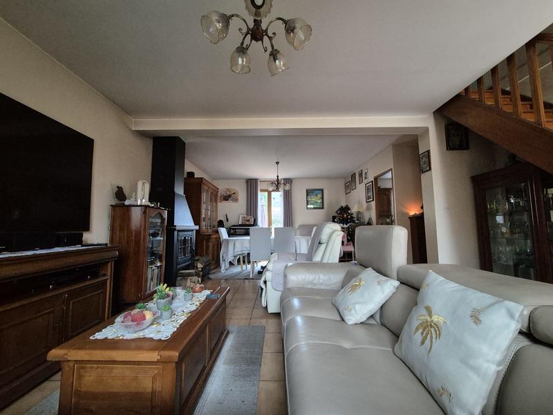 Maison - 106 m² - 6 pièces