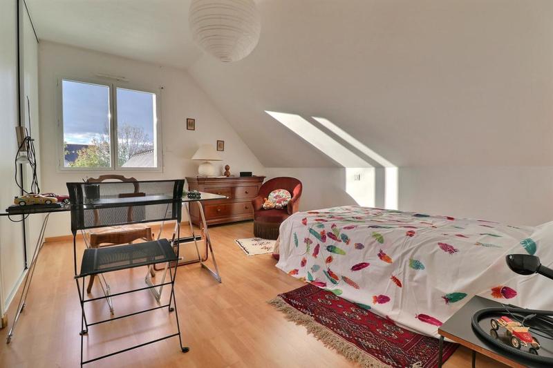 Maison - 146 m² - 6 pièces