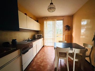 Appartement - 103 m² - 5 pièces