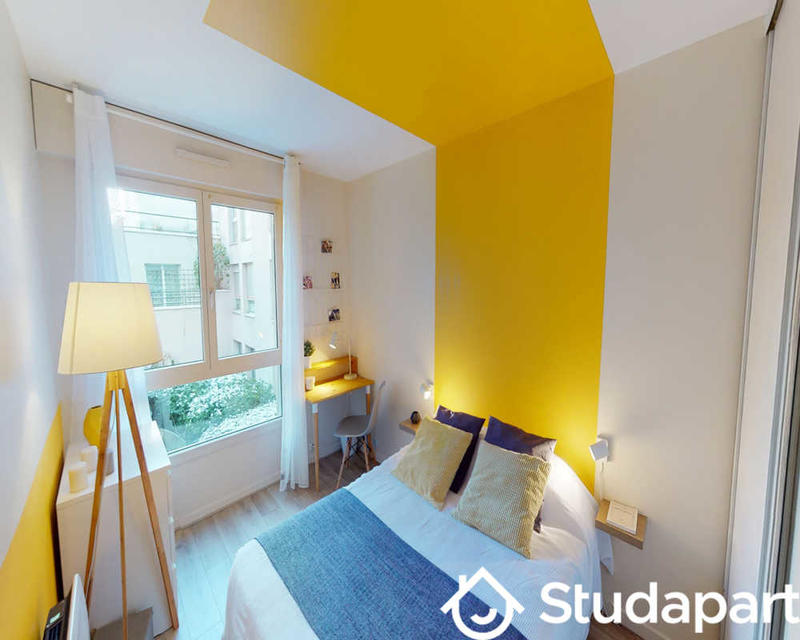 Chambre - 90 m² - 1 pièce