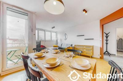 Chambre - 9 m² - 1 pièce