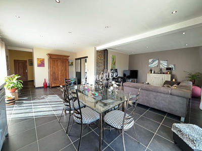 Villa - 166 m² - 5 pièces