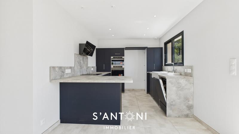 Maison d'architecte - 122 m² - 5 pièces