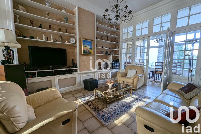 Maison de ville - 215 m² - 9 pièces