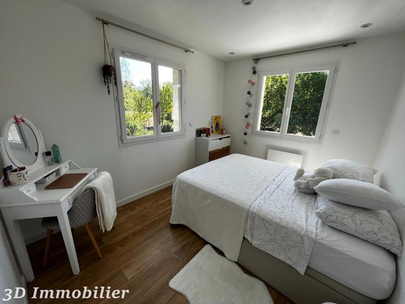 Maison - 110 m² - 6 pièces