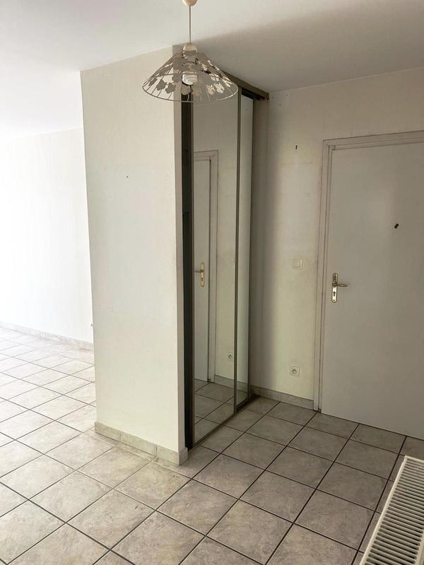 Appartement - 93 m² - 4 pièces