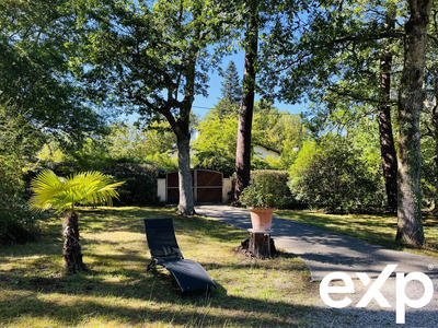 Maison - 185 m² - 7 pièces