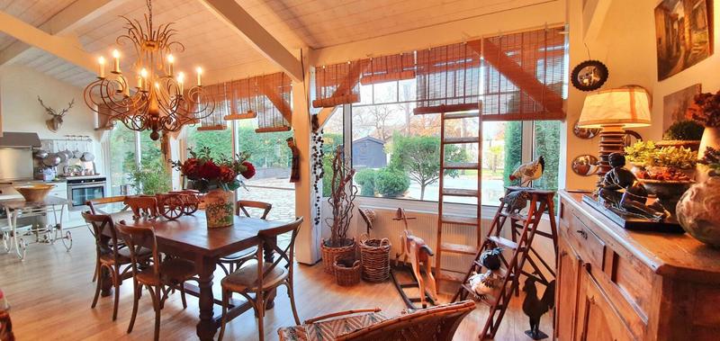 Maison - 145 m² - 7 pièces