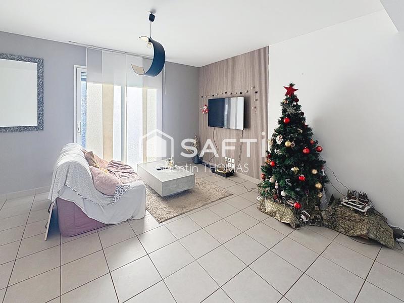 Maison - 93 m² - 6 pièces