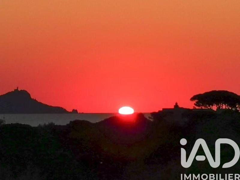 Maison - 104 m² - 3 pièces