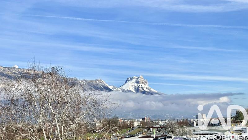 Appartement - 94 m² - 4 pièces