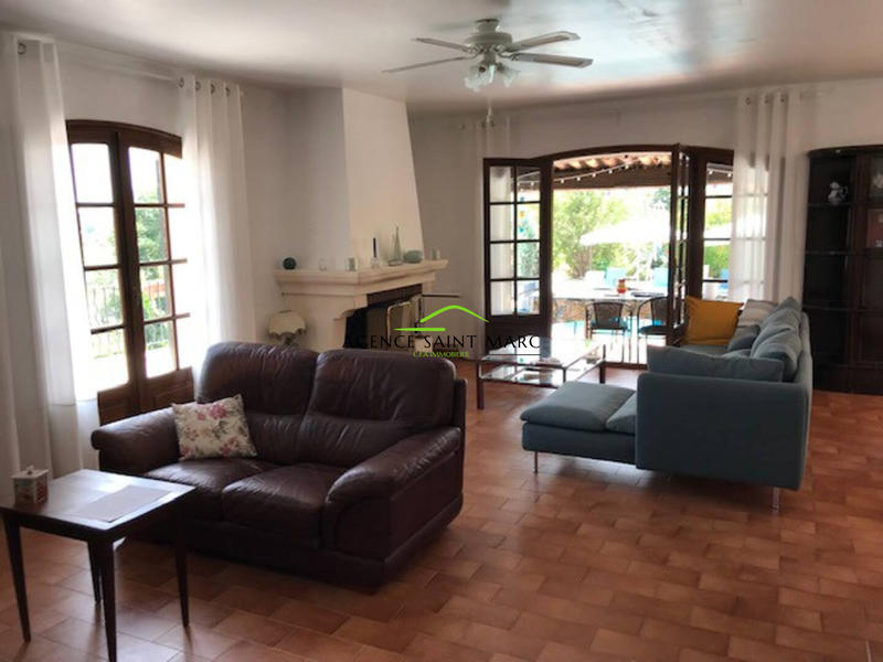 Maison - 176 m² - 5 pièces