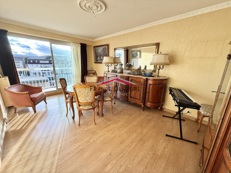 Appartement - 73 m² - 4 pièces