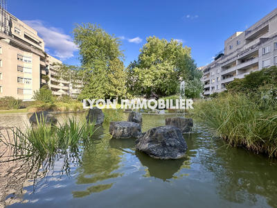 Appartement - 87 m² - 4 pièces