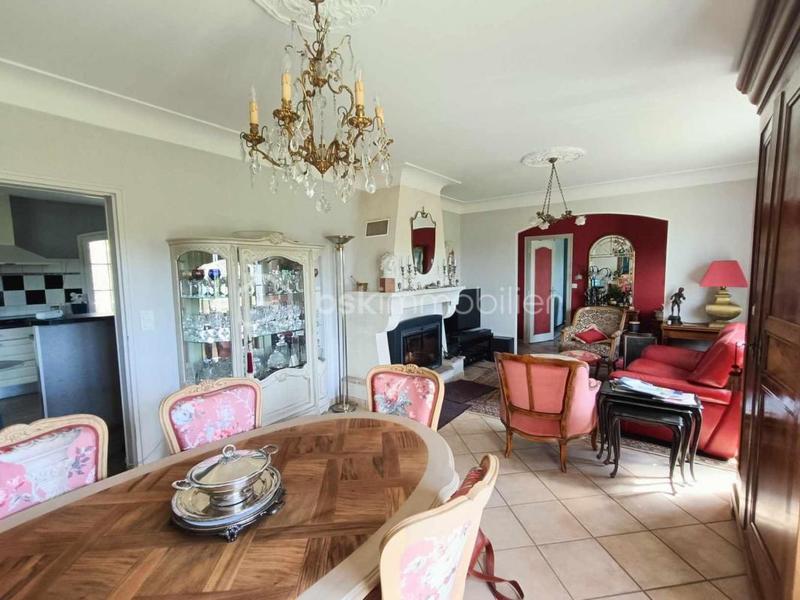 Villa - 153 m² - 7 pièces