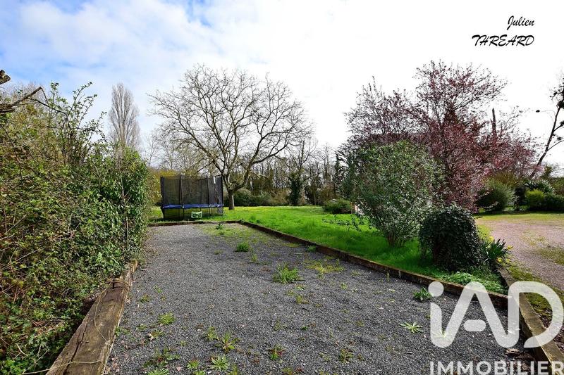 Maison - 225 m² - 6 pièces