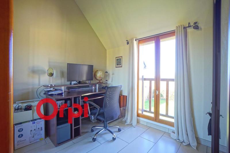 Maison - 252 m² - 9 pièces