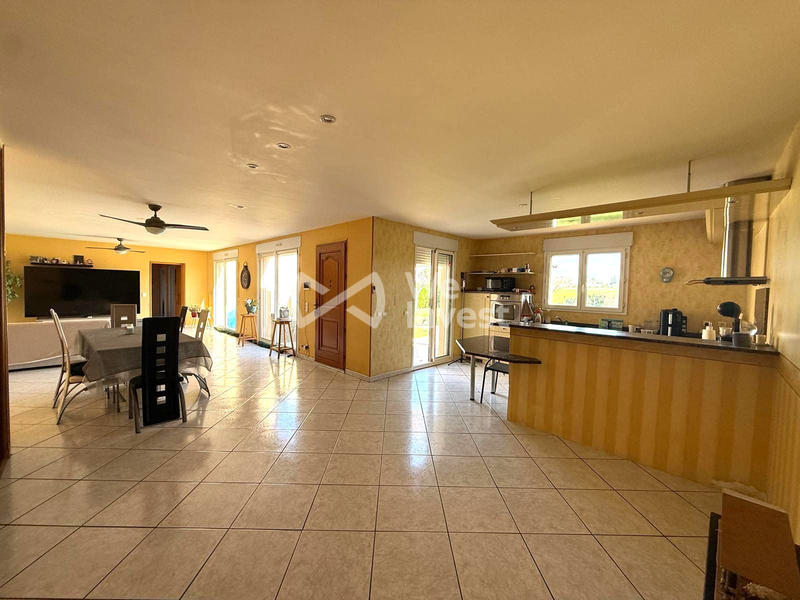 Maison - 128 m² - 5 pièces