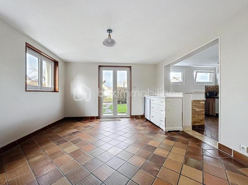 Pavillon - 180 m² - 6 pièces